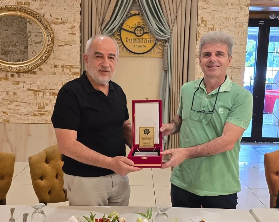 Ahde Vefa’da Bayrak değişimi başkanlık görevine Bedrettin Yaylalı seçildi