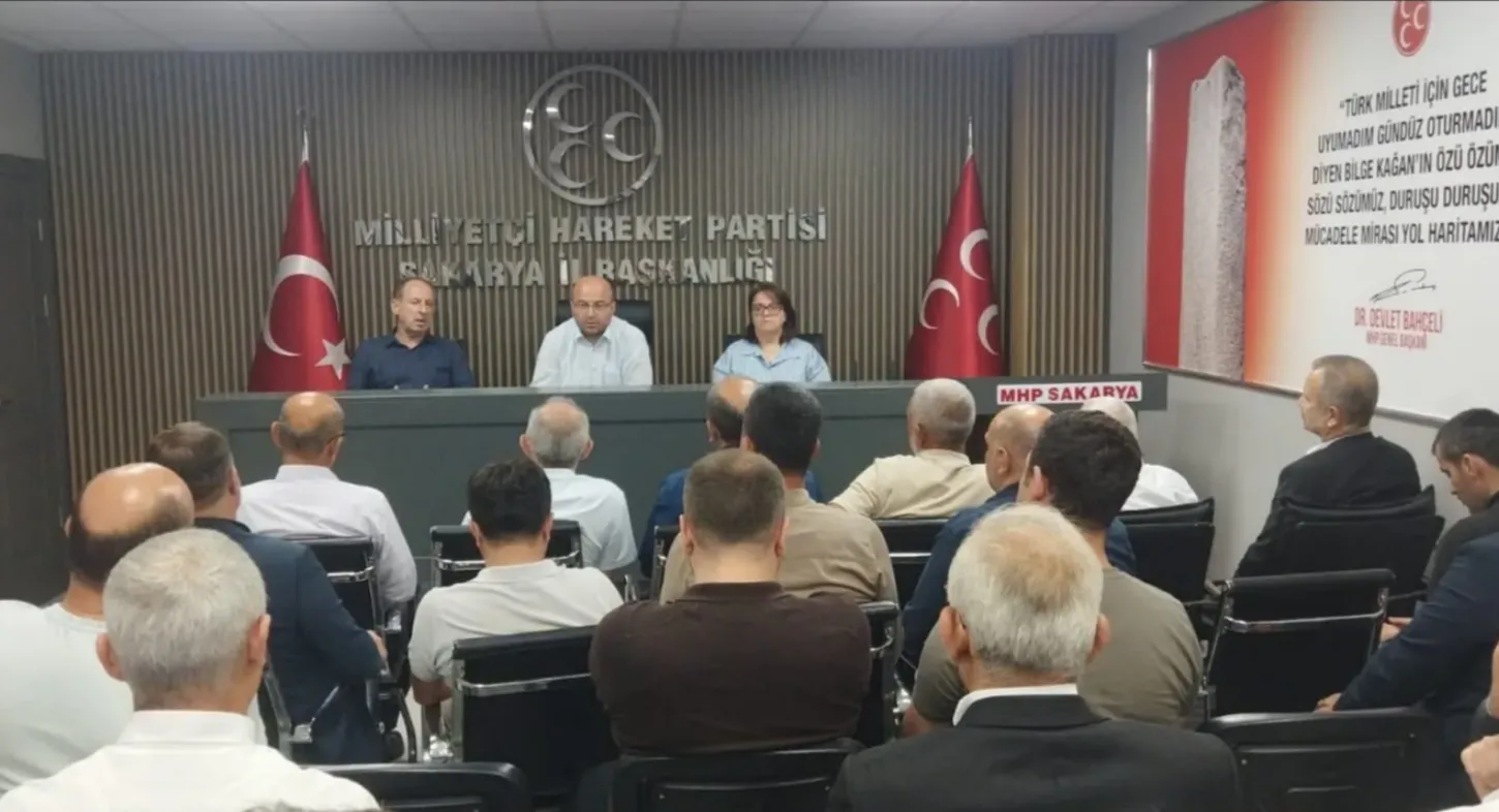MHP Sakarya'da kongre seferberliği