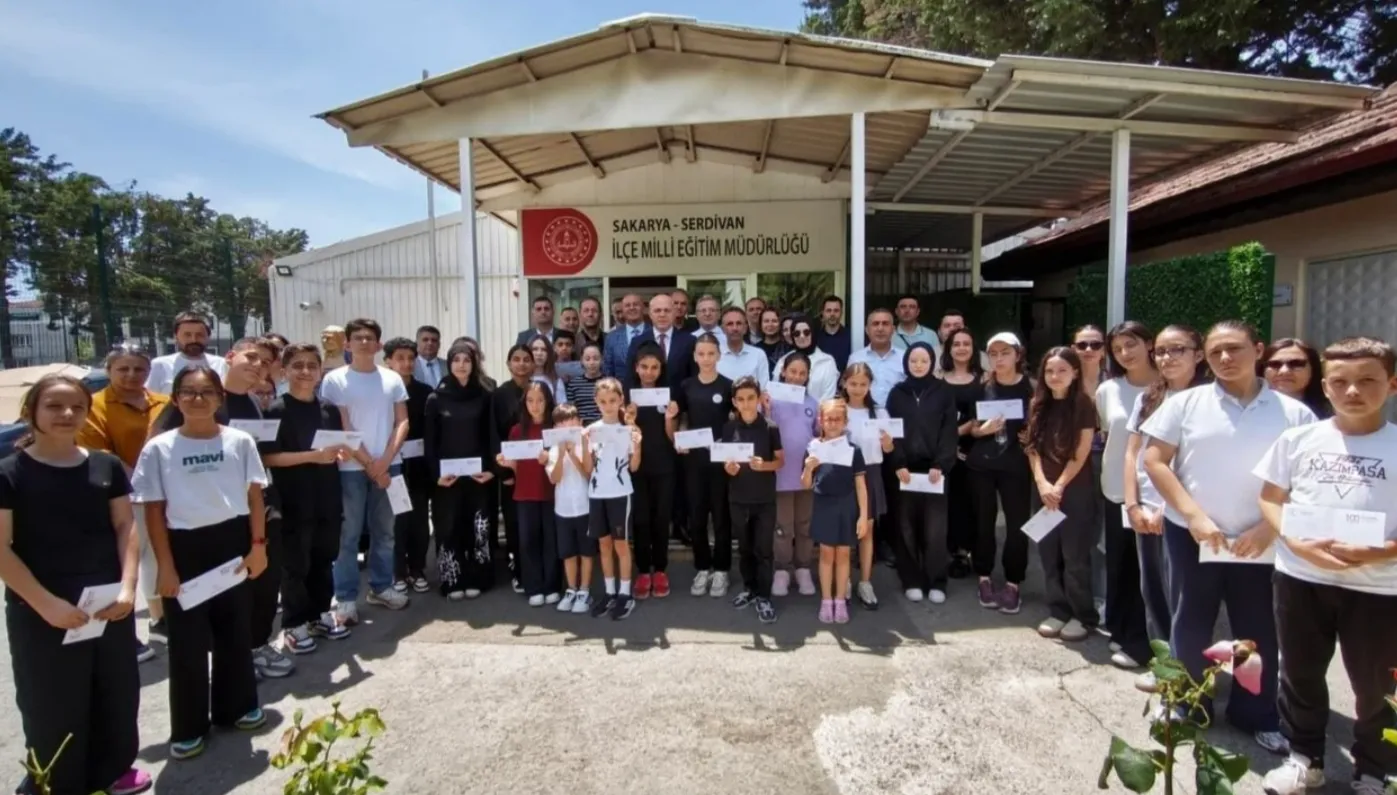 Serdivan MEM’de ödül töreni