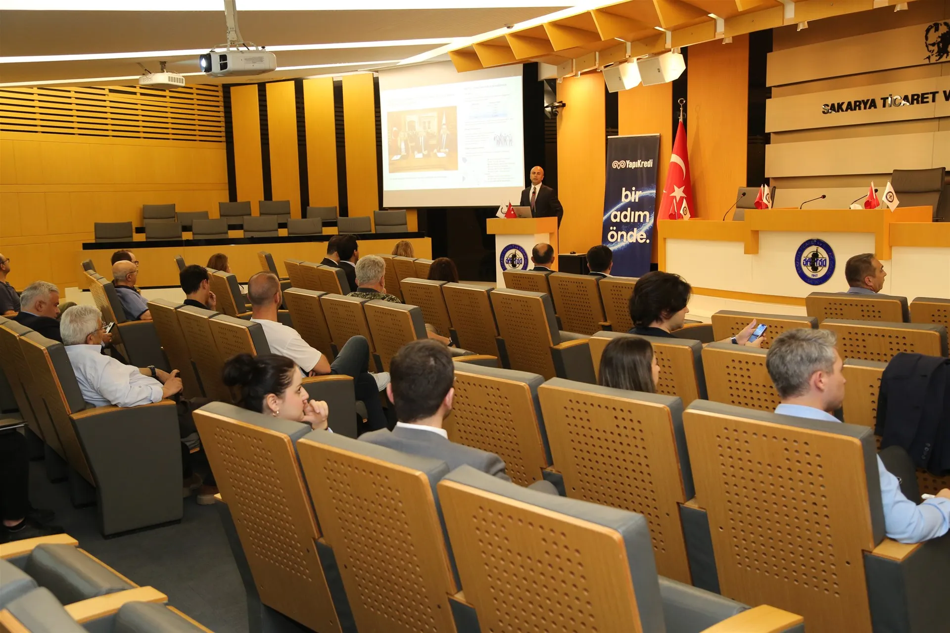 Finansal Okuryazarlık ve Krediye Erişim” SATSO ve Yapı Kredi İş Birliğindeki Seminerde Detaylandırıldı