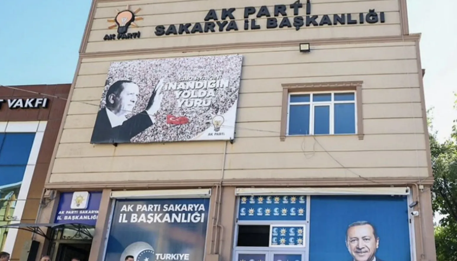 AK Parti Sakarya'da yeni yürütme kurulu belli oldu