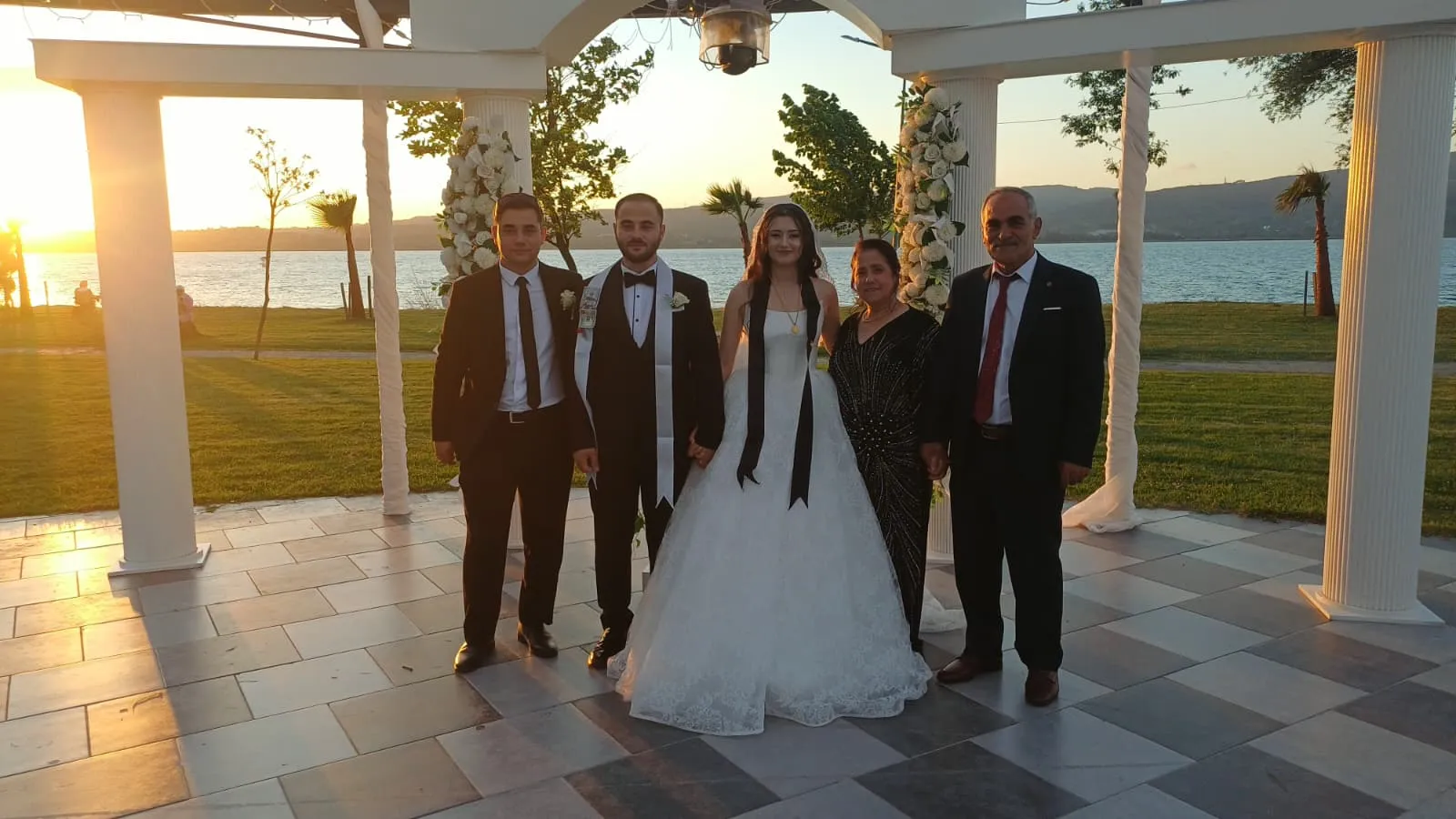 Dilara Yaren ile Umut mutluluğa "evet" dediler