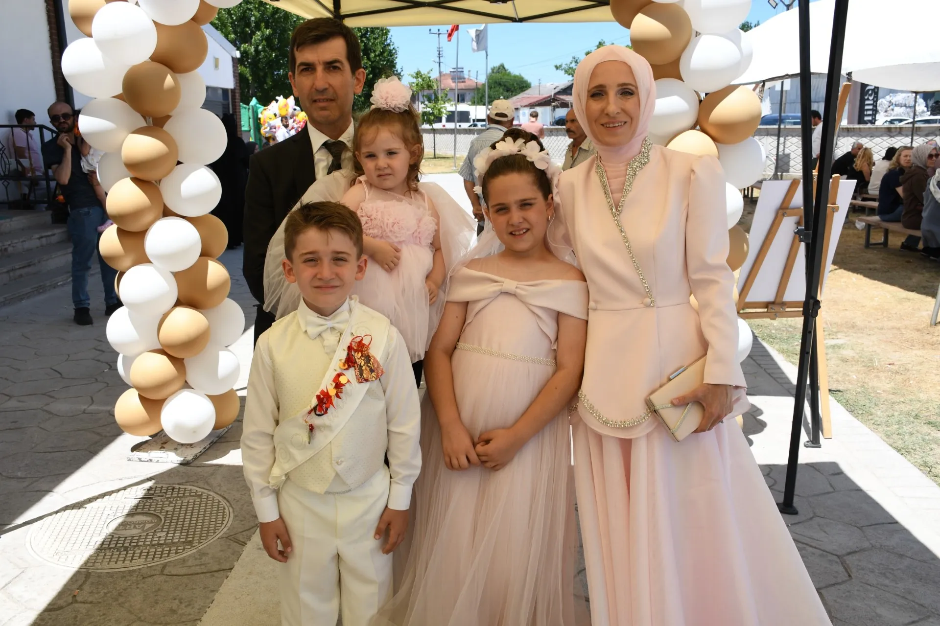 Özyol Ailesinin Mutlu Günü