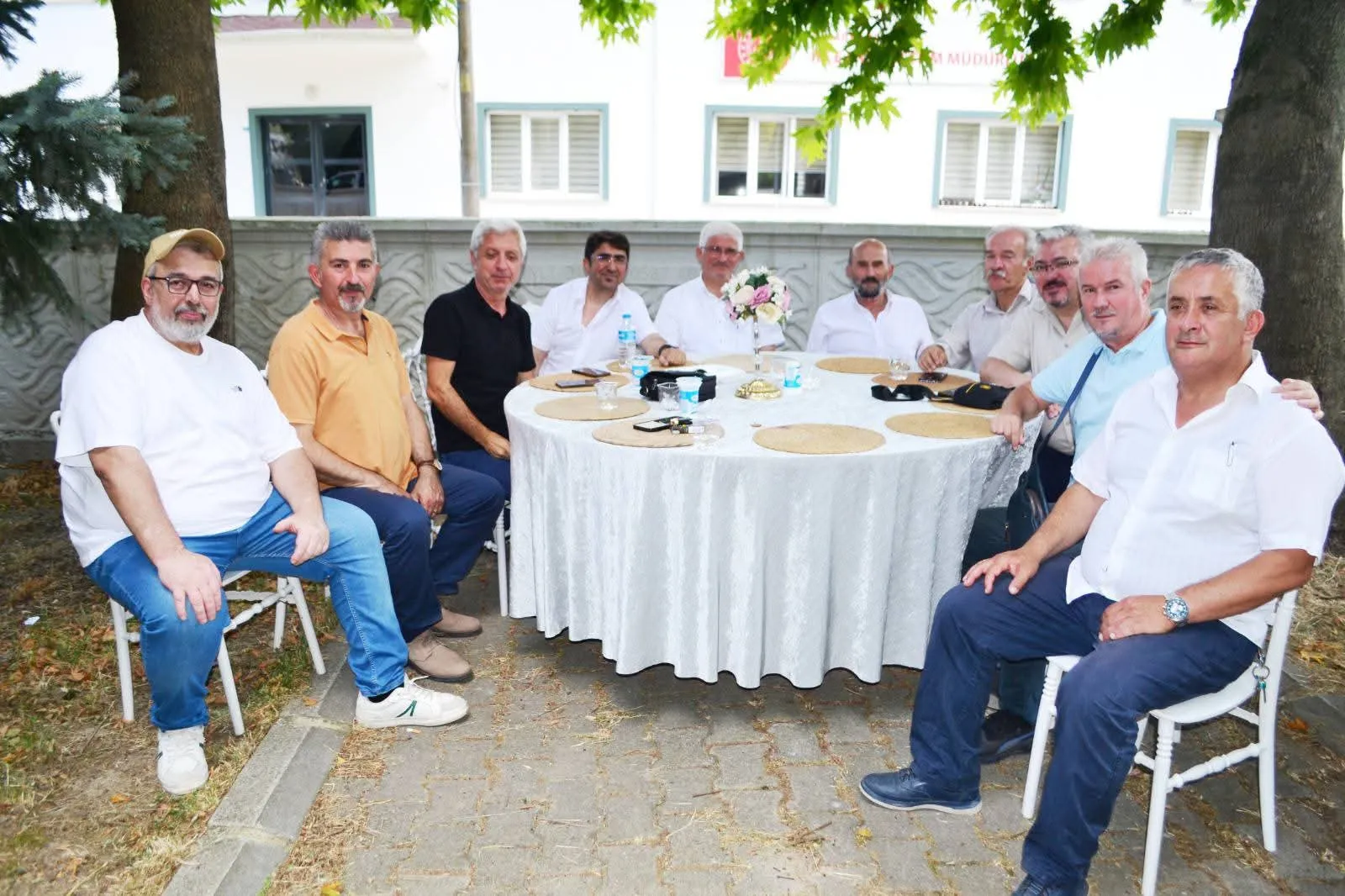 Arifiye Mezunlarının Geleneksel Haziran Buluşmasına Yoğun Katılım