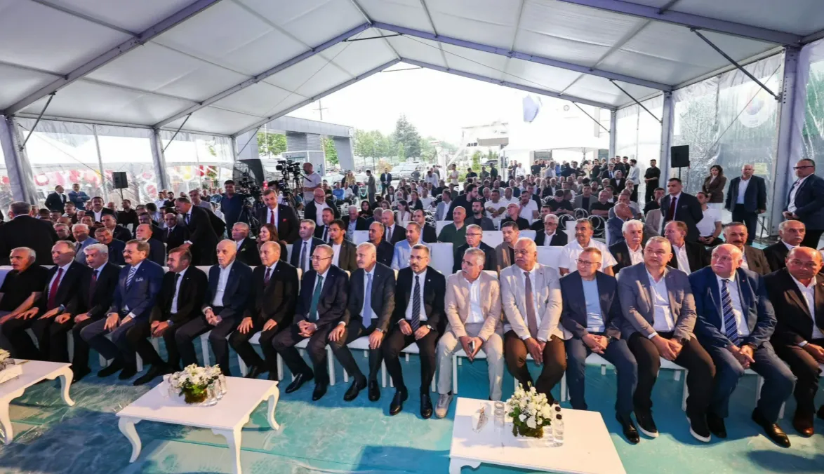 Sakarya Ticaret Borsası’nın yeni hizmet binası törenle açıldı