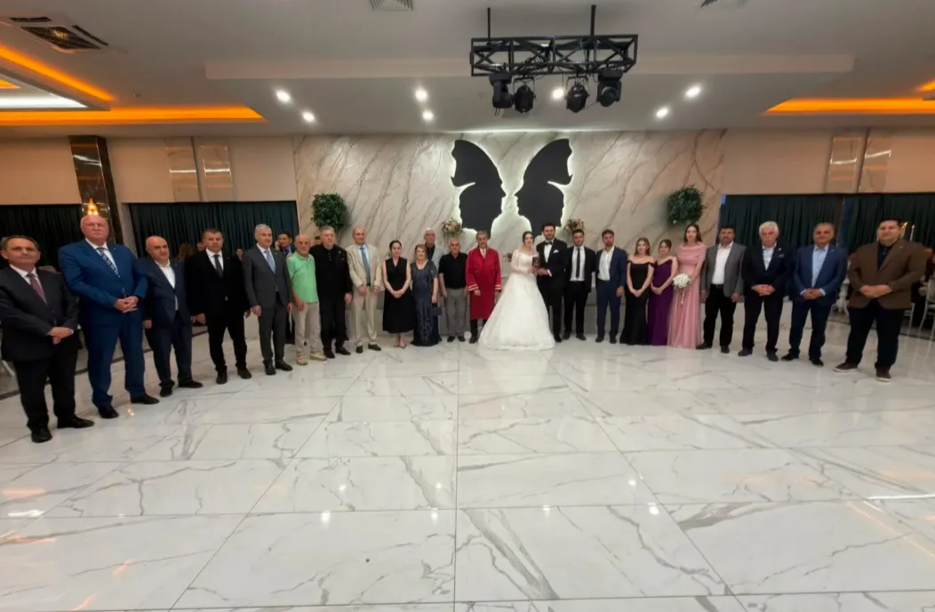 Gazeteci Müjdat Çetin'in mutlu günü: Oğlunu evlendirdi