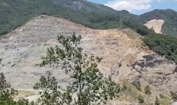 Dernek Başkanı Kamuran Tan'dan Geyve Boğazı'ndaki taş ocağı patlatmasına tepki