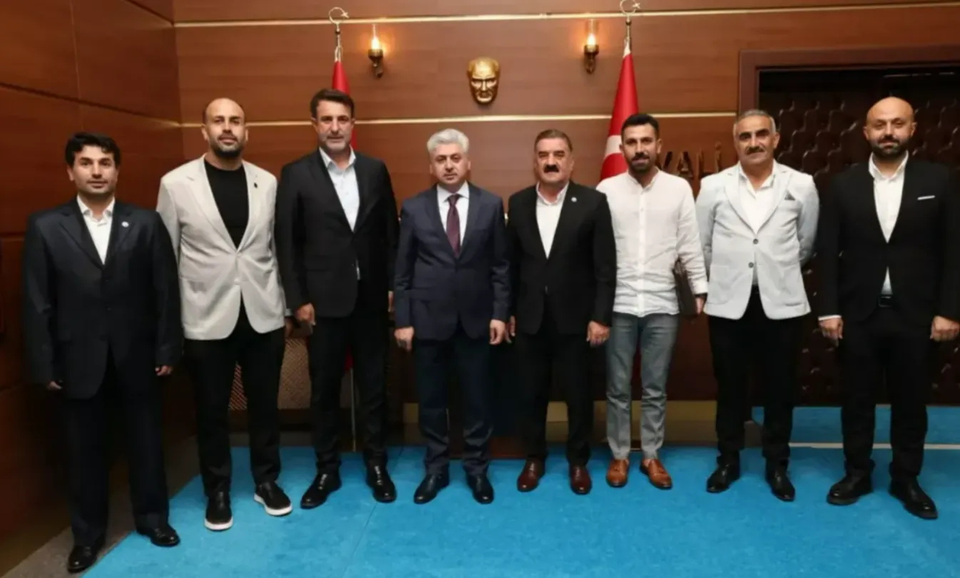 Sakarya Muşlular Derneği'nden Vali Doğan'a ziyaret