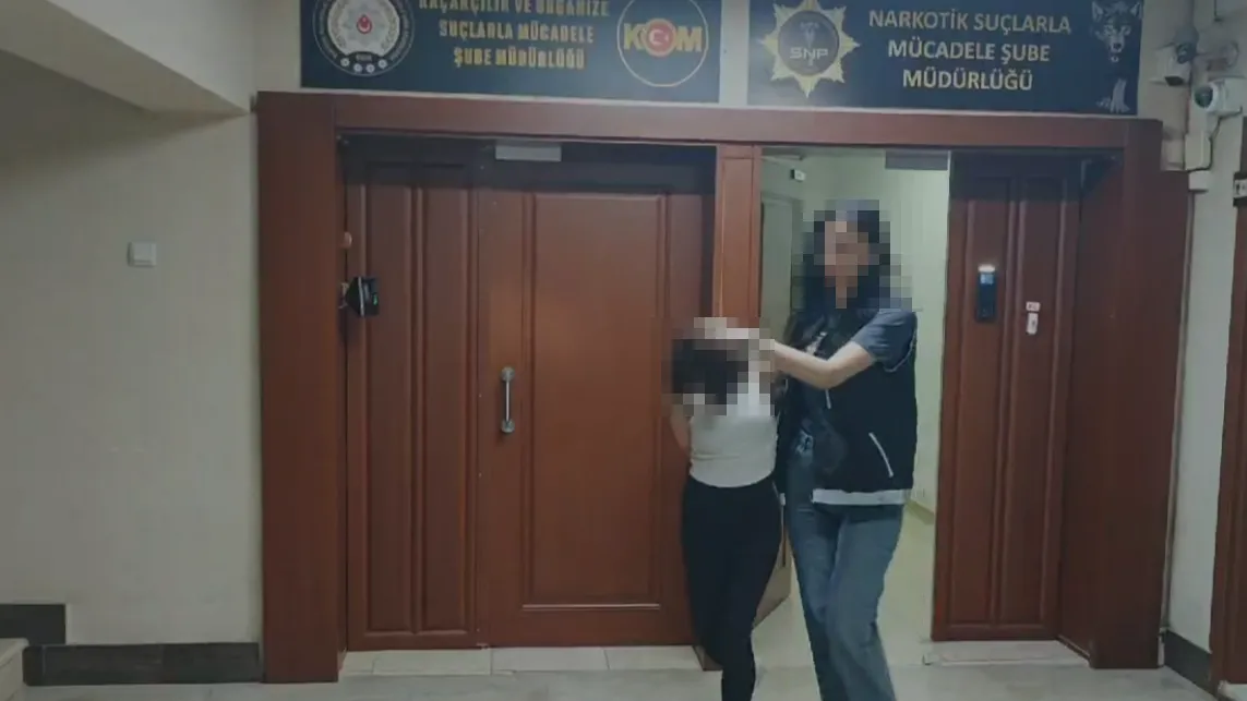 Otobüsten İner İnmez Yakalandılar