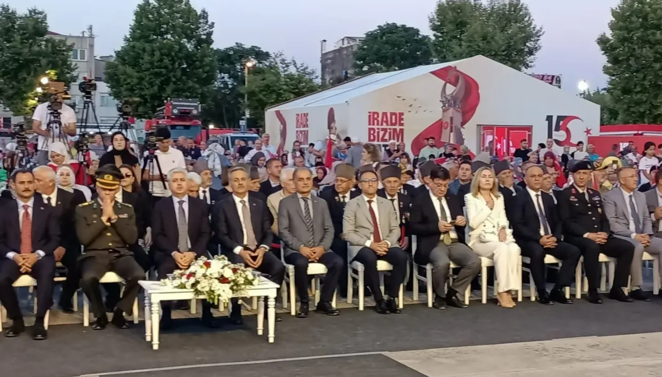 Sakarya 15 Temmuz'da meydanda