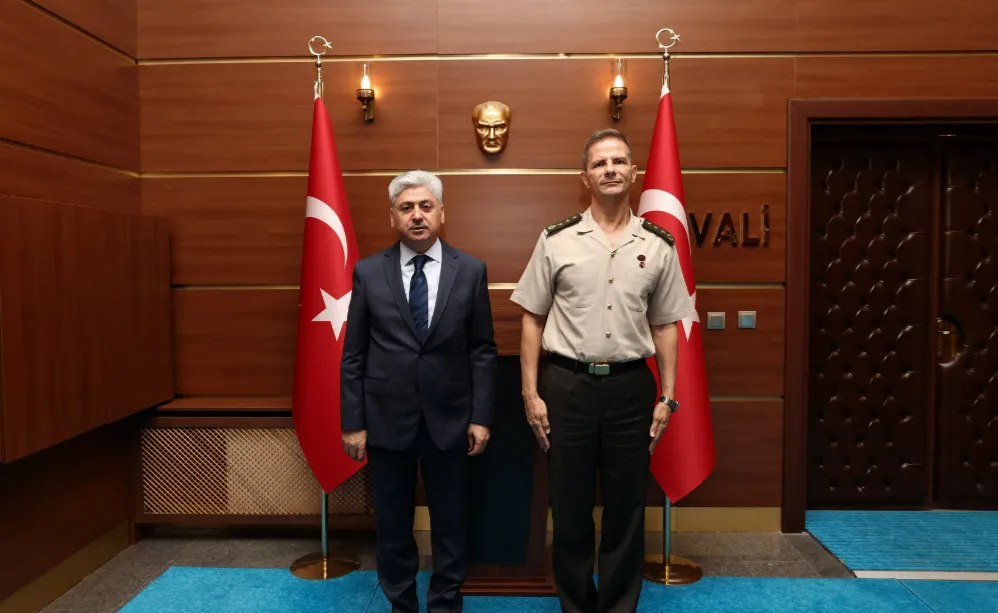 Sakarya Garnizon Komutanı Ramazan Sedat Baş veda ziyaretlerine başladı