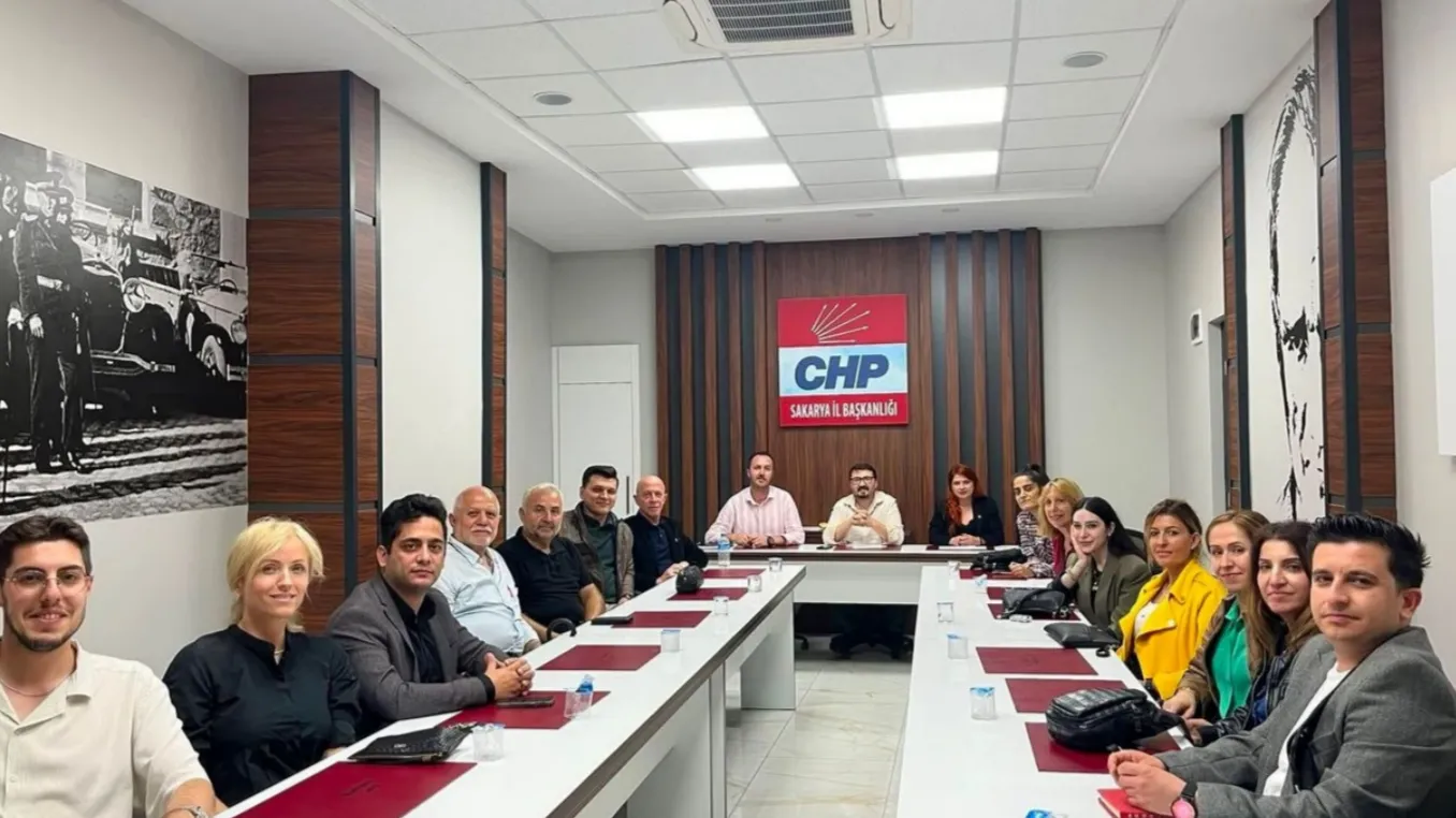 CHP Sakarya'da istifalar sürüyor