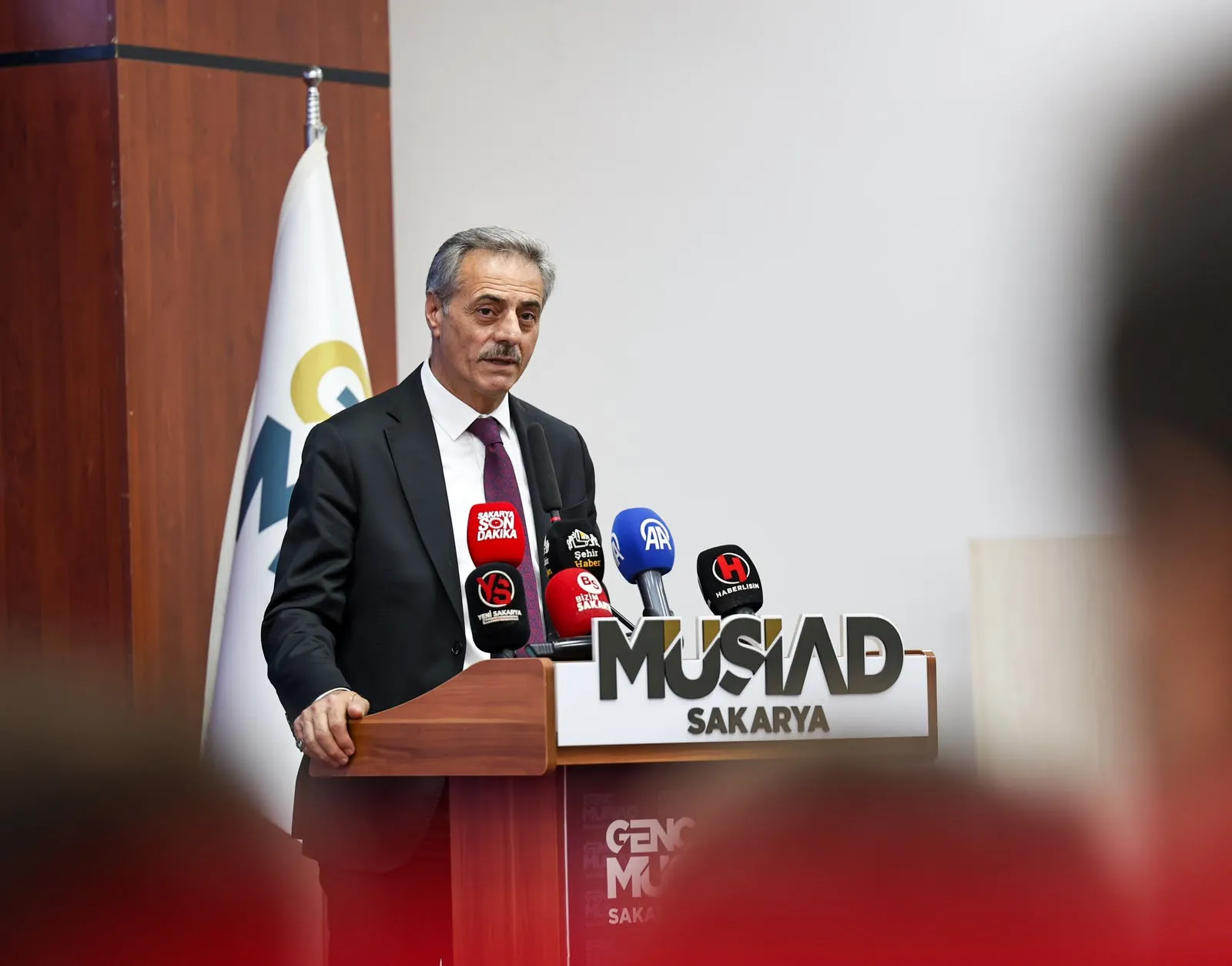 Başkan Alemdar, genç çiftlere müjdeyi verdi
