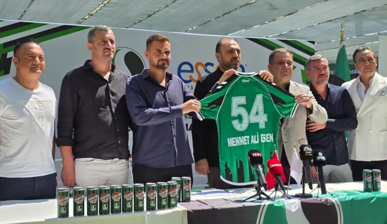 Essen’den Sakaryaspor’a Yeni Sezon Desteği