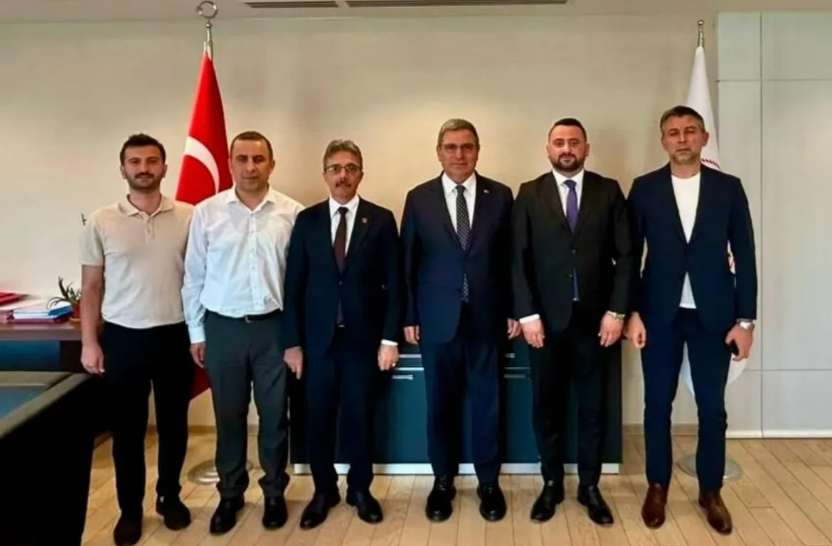 Başkan Şenol Dinç’ten Sağlık Bakanlığı’na ziyaret