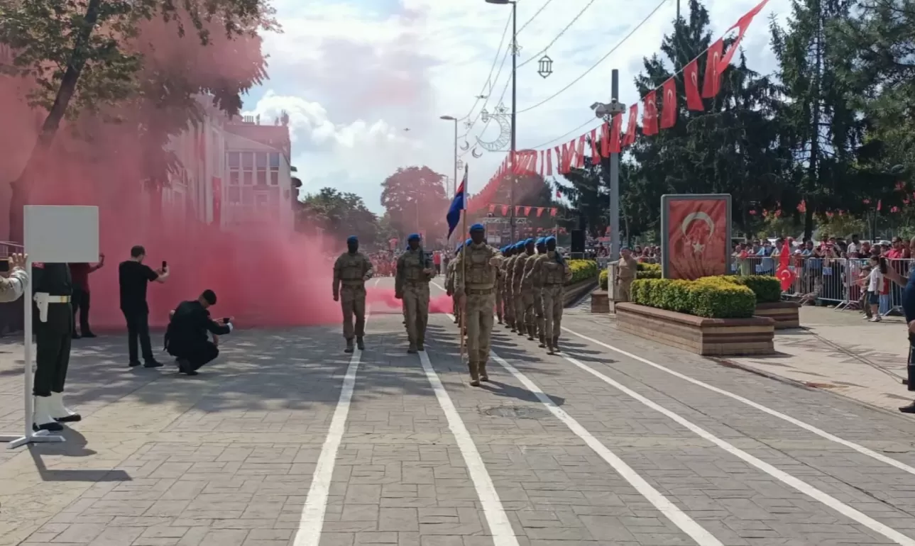 Sakarya'da 30 Ağustos Zafer Bayramı coşkuyla kutlandı