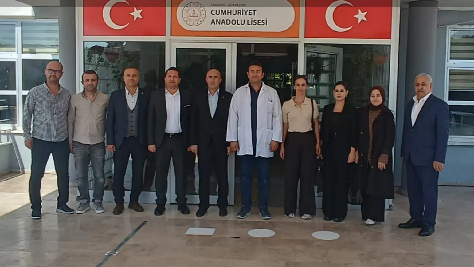 MHP Adapazarı’ndan öğretmenlere yeni eğitim yılı ziyareti