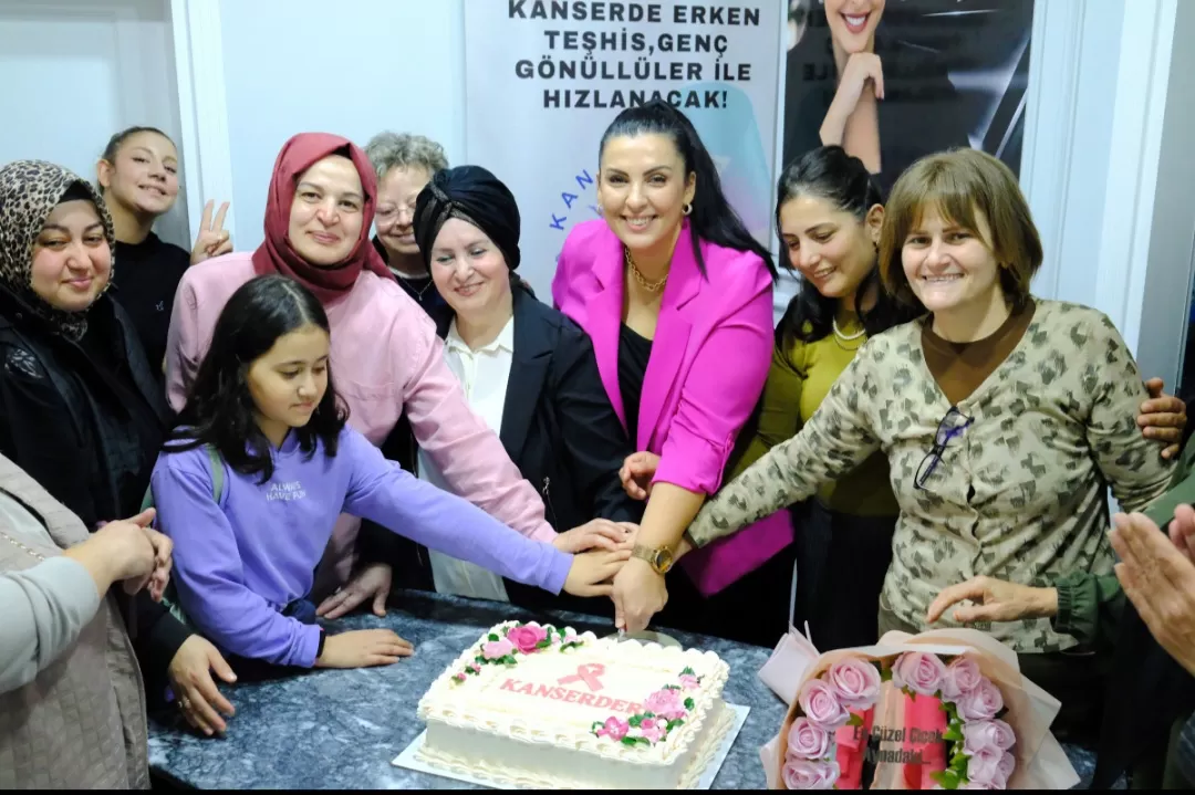 Ebru Şimşek’ten Kanserle Mücadele Eden Kadınlara Moral Desteği