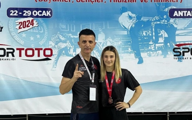 Afra Adıyaman'dan Türkiye şampiyonluğu