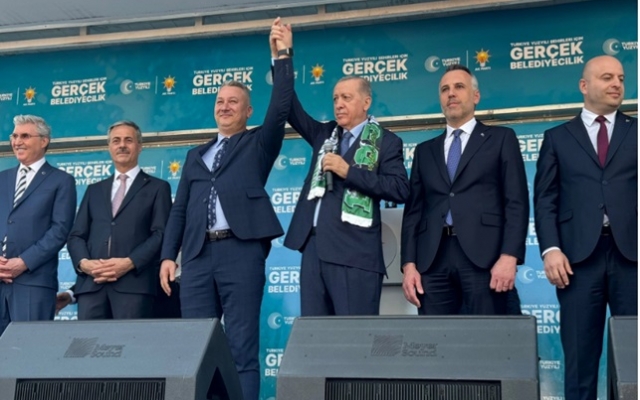 Cumhurbaşkanı Erdoğan, Sakarya'daki belediye başkan adaylarını tanıttı