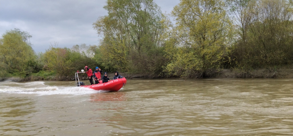 Sakarya Nehri’nde Ahmed’i arama çalışmaları sürüyor