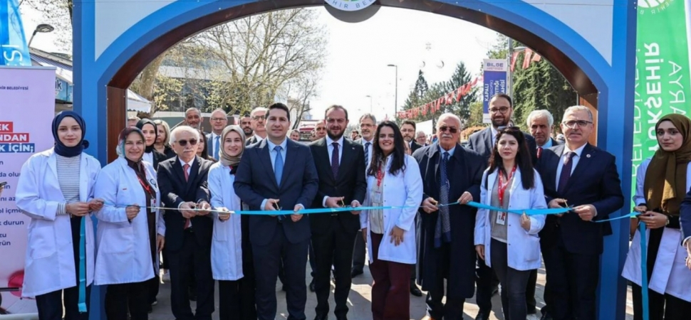 Sakarya’nın merkezine Sağlık Sokağı açıldı