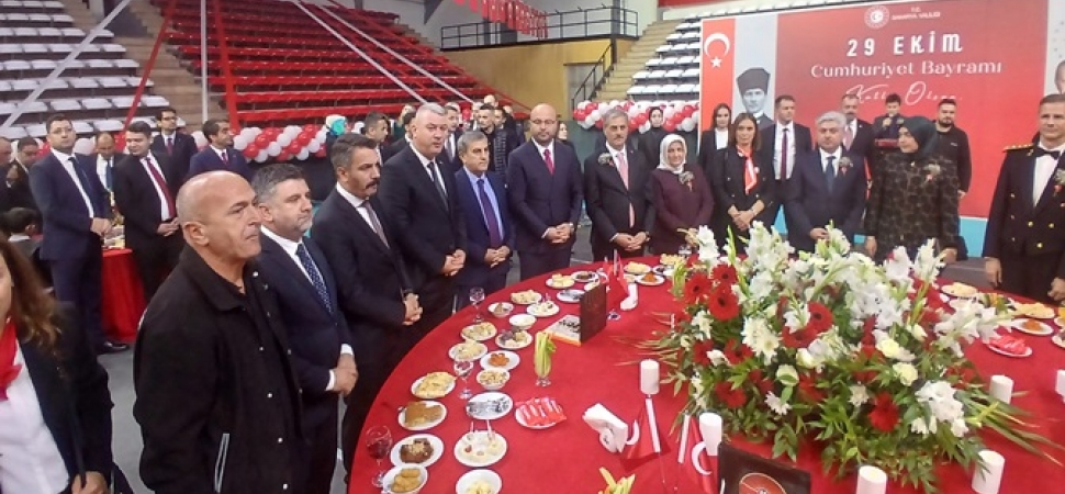 Sakarya'da Cumhuriyet resepsiyonu