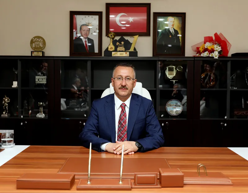 Mutlu Işıksu'ya şantaj davasında avukata hapis cezası!