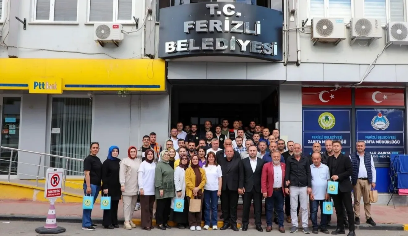 Ferizli Belediyesi'nde bayramlaşma heyecanı