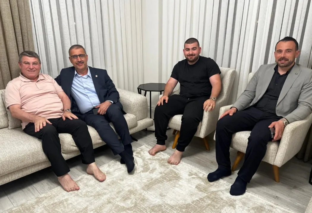 Bayraktar, Haldızoğlu’nu ziyaret etti