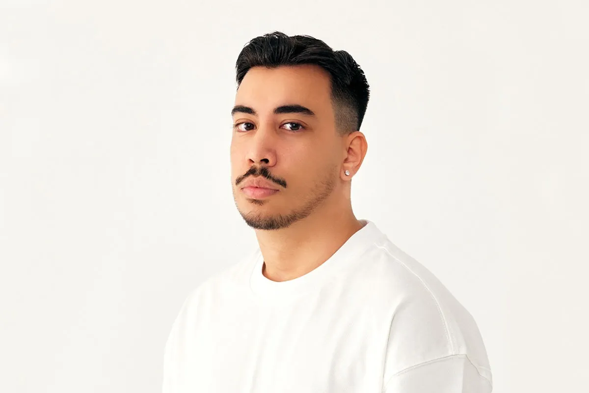 Genç R&B/Pop Sanatçısı Müzik Yolculuğuyla Dikkat Çekiyor
