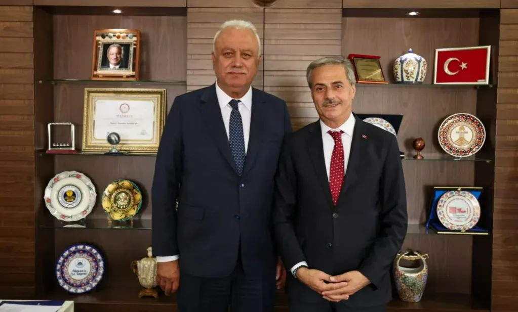 Başkan Alemdar'dan SESOB Başkanı Kabacan'a hayırlı olsun ziyareti