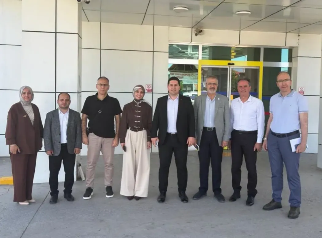 Özdemir'den Sapanca Hastanesi'ne Ziyaret