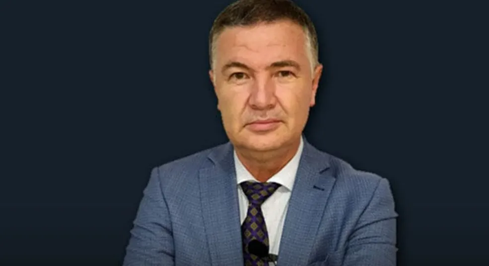 Sezai Matur, Söz Sakarya gazetesindeki görevinden ayrıldı