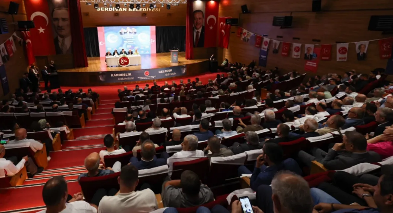 MHP Serdivan'da yeni başkan Murat Yördan