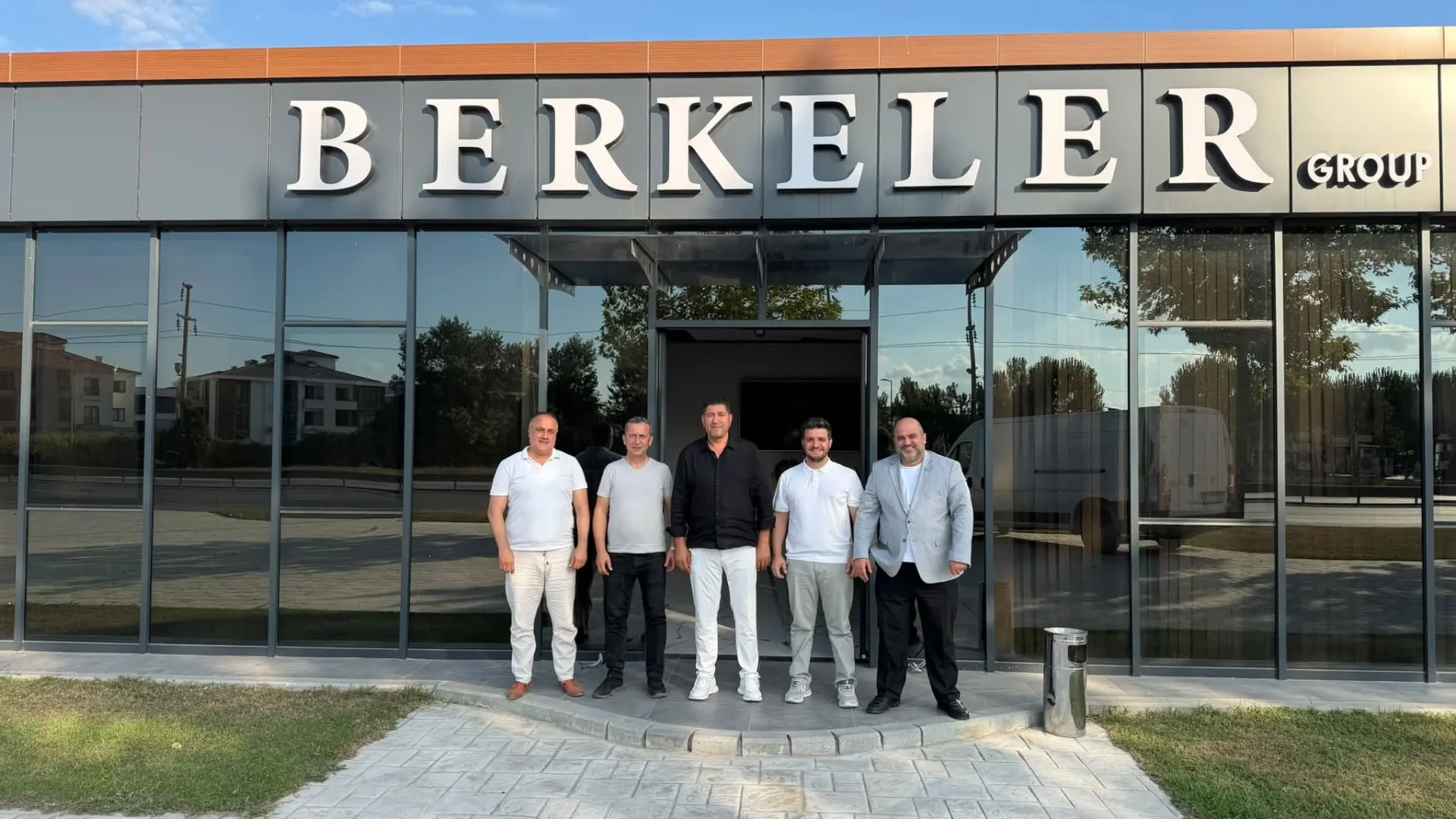 Mehmet Berke Misafirlerini Ağırladı