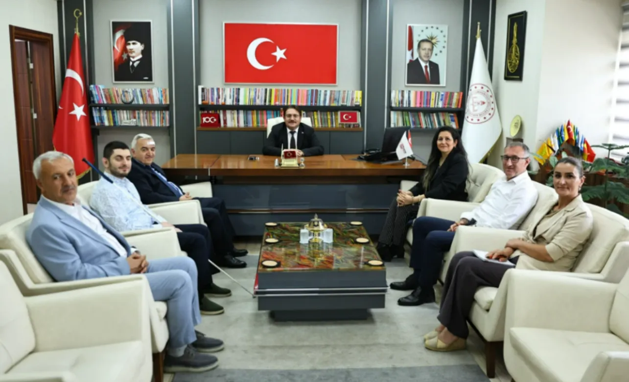 SAÜ Heyetinden İl Millî Eğitim Müdürü Bakırtaş’a ziyaret