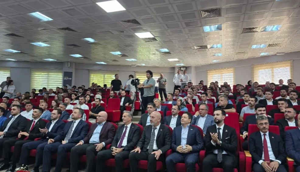 Genç MÜSİAD’ın yeni başkanı Kerem Şamil Boz oldu