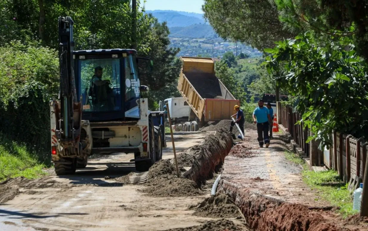 Karasu’da 3 mahalleye kesintisiz su iletimi