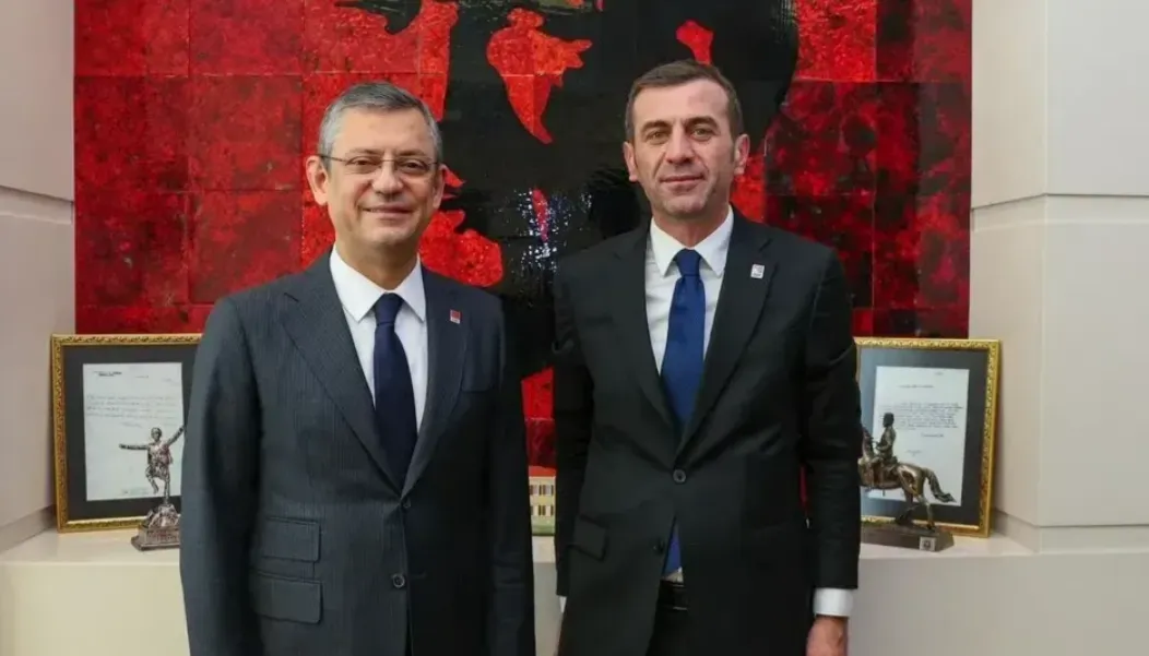 Özgür Özel, Curoğlu'nun düğünü için Sakarya'ya gelecek