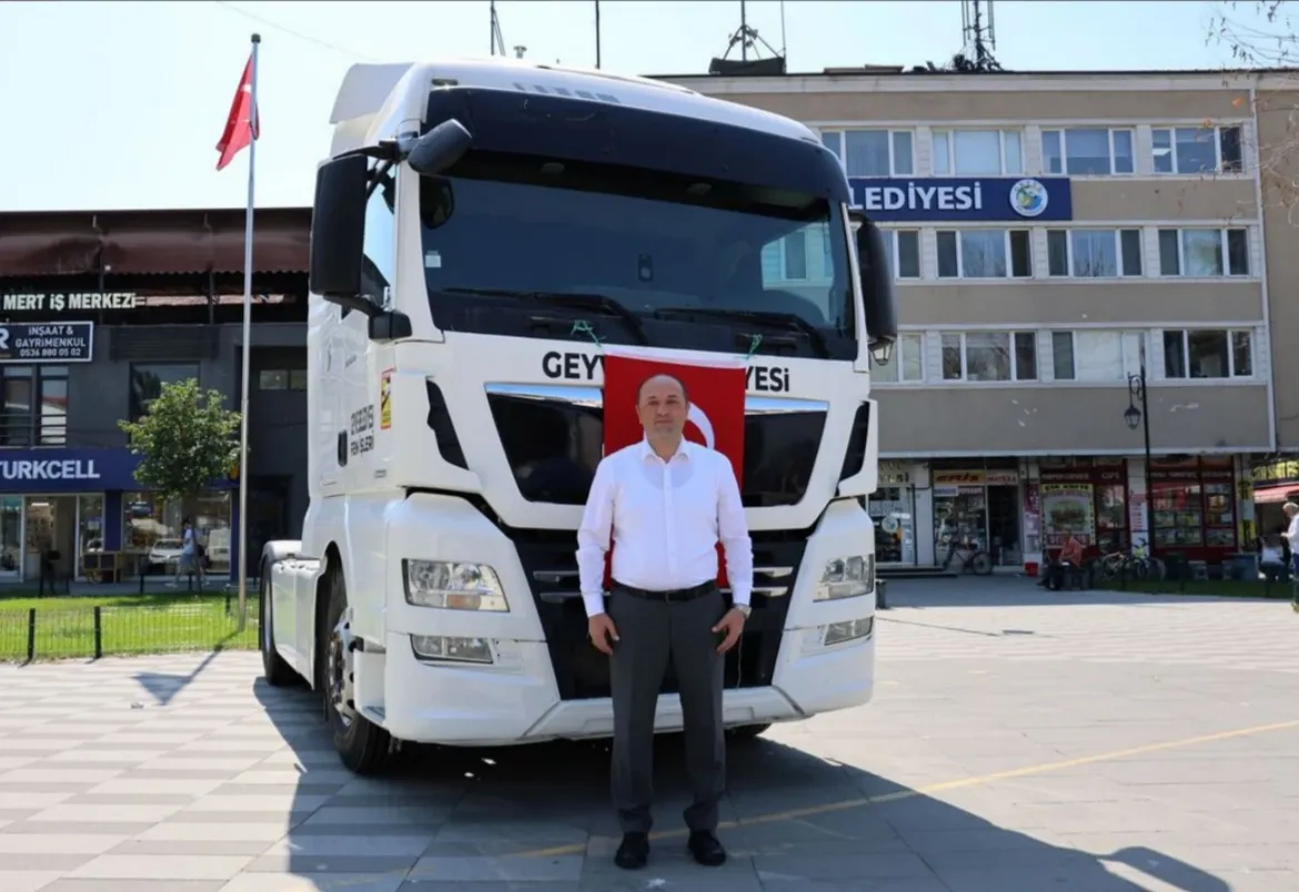 Geyve Belediyesi 1.7 milyon TL'lik yeni aracı filosuna kattı