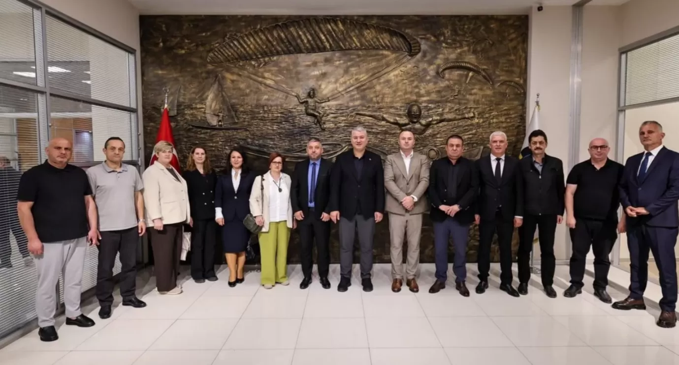Serdivan ile Vushtrri arasında kardeşlik köprüsü kuruluyor