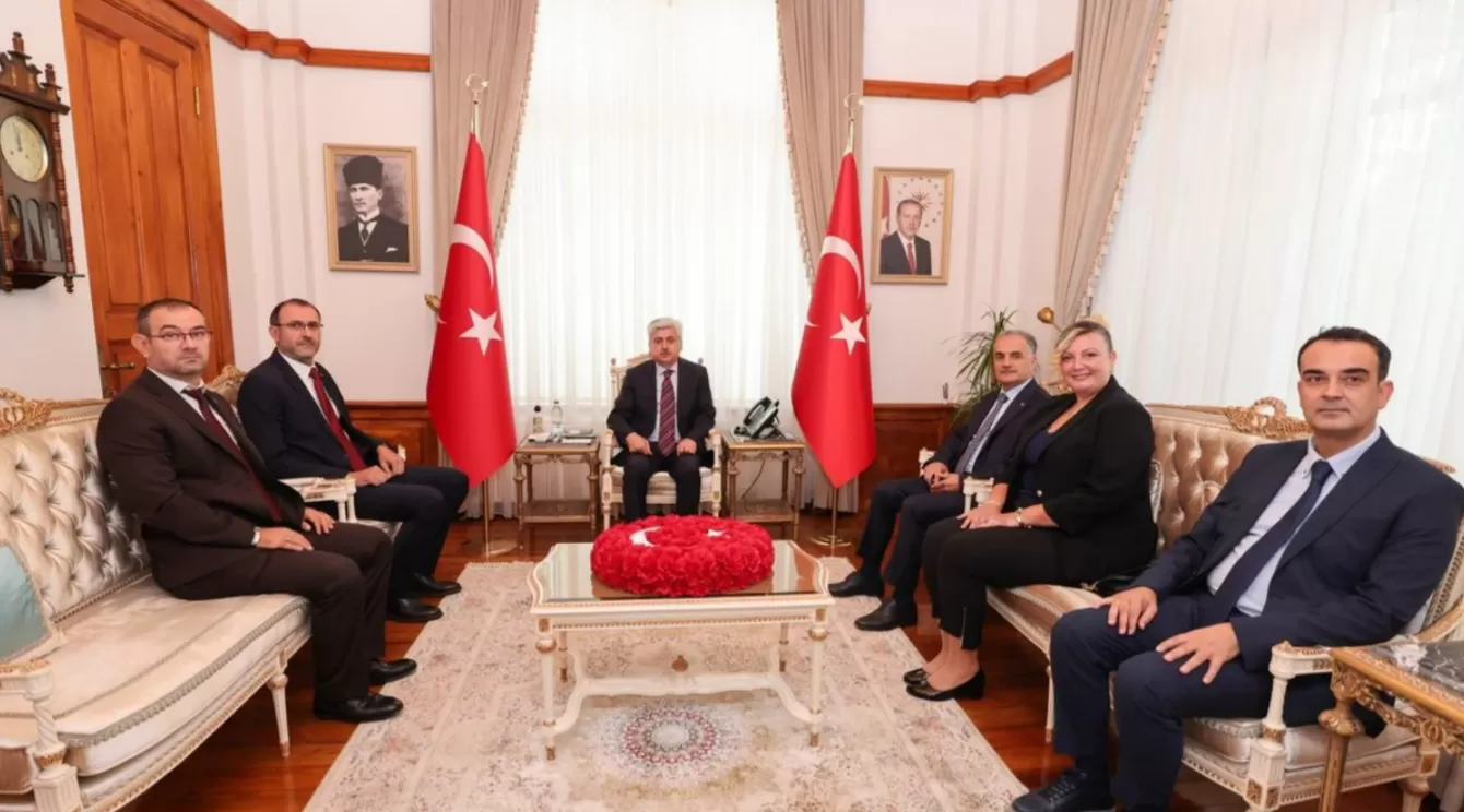 Vali Doğan SAÜ Rektörü Hamza Al ve yardımcılarını ağırladı