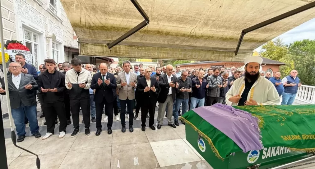 Uğur Kobaş'ın annesi son yolculuğuna uğurlandı