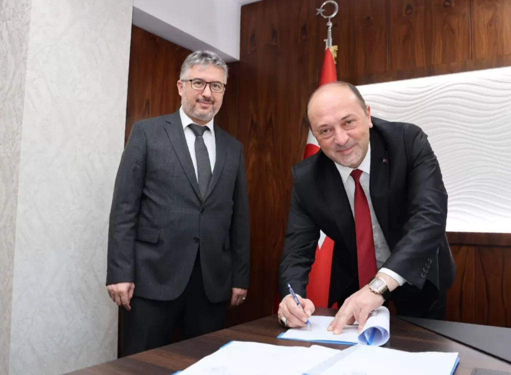 Geyve’de camilerin temizliği için yeni dönem! İmzalar atıldı