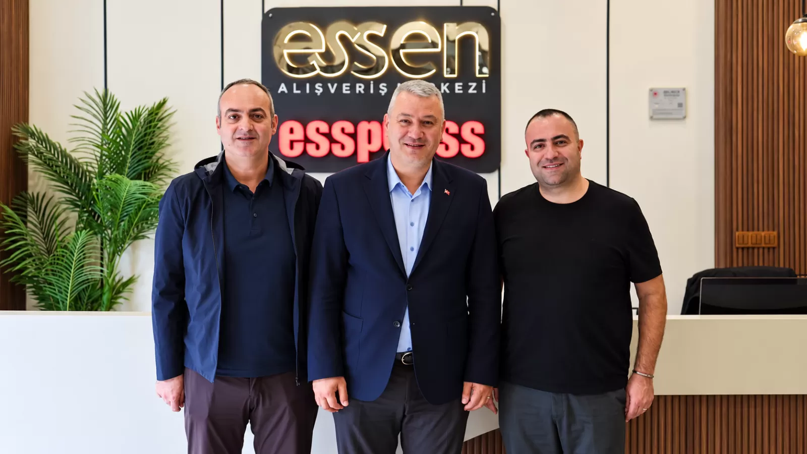Başkan Osman Çelik’ten İş İnsanı Mahmut Esen’e Ziyaret