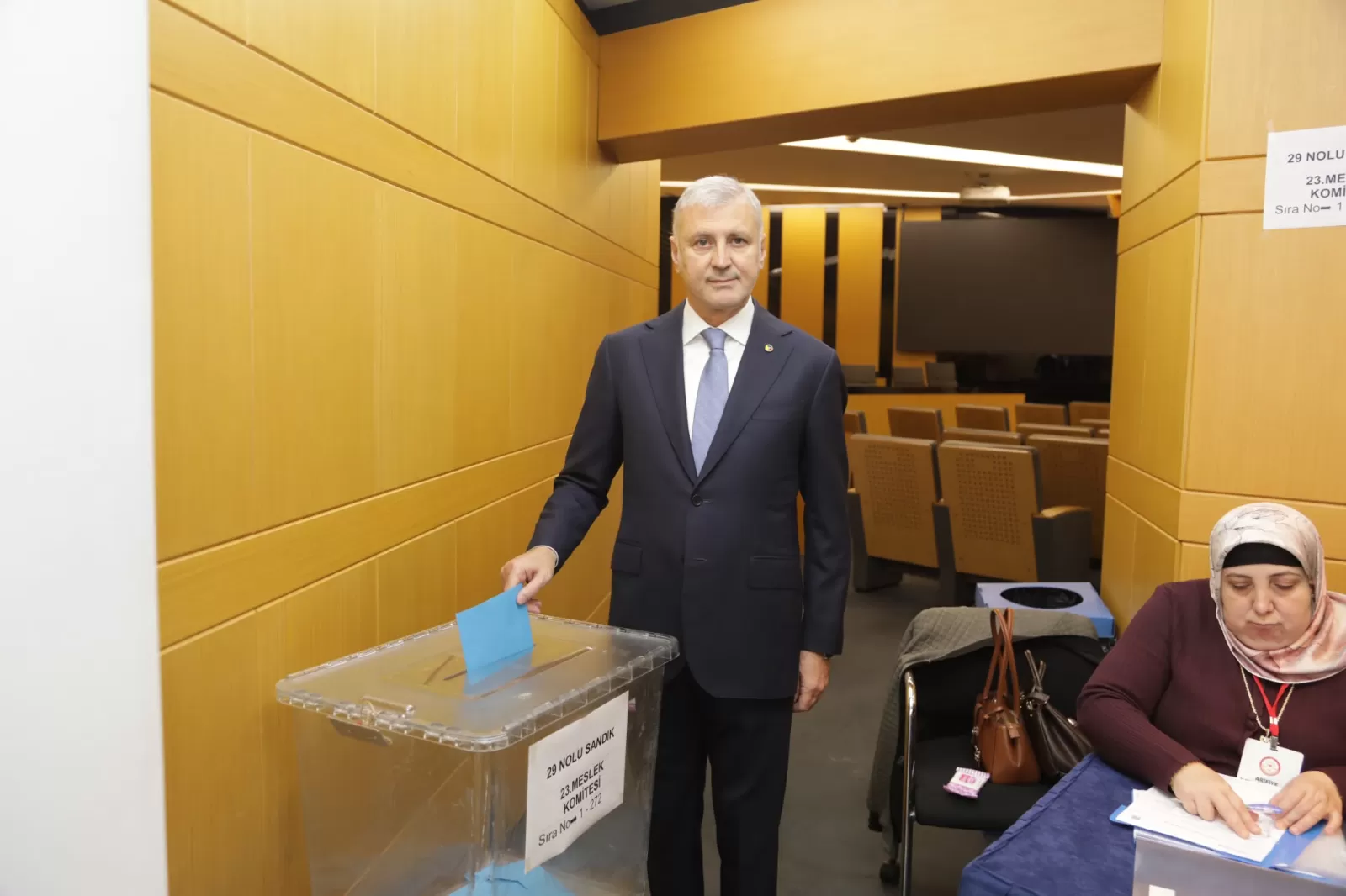 SATSO Başkanı Akgün Altuğ oyunu kullandı