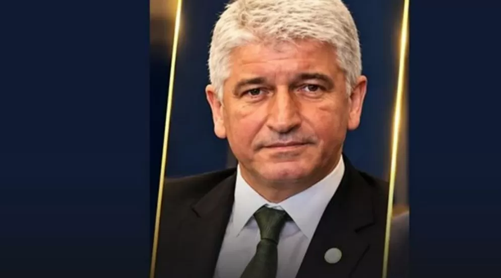 Yılmaz Dünya Başkan Adayı!